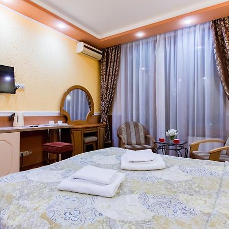 Tiso Apart Hotel เคียฟ ภายนอก รูปภาพ