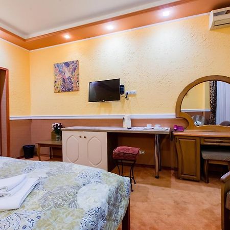 Tiso Apart Hotel เคียฟ ภายนอก รูปภาพ