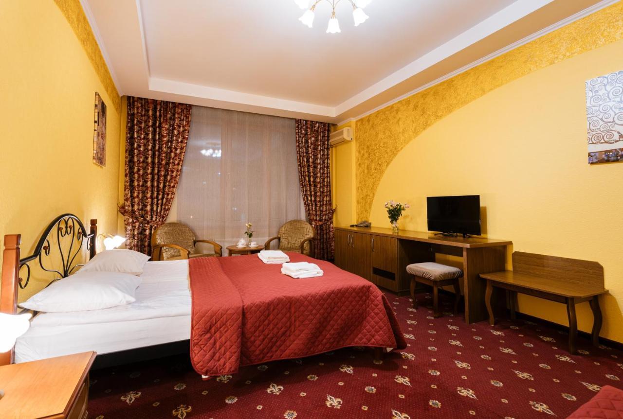 Tiso Apart Hotel เคียฟ ภายนอก รูปภาพ